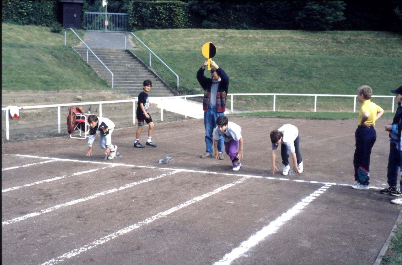 <i><b>Bundesjugendspiele 1994-001</b></i>